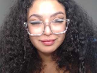 mmmmmmlia webcam model stream image