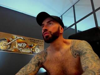 Armand webcam flirt4free model stream image