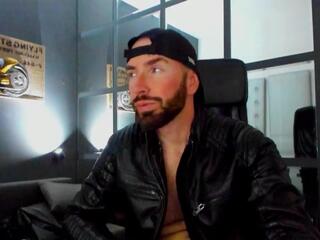 Armand webcam flirt4free model stream image