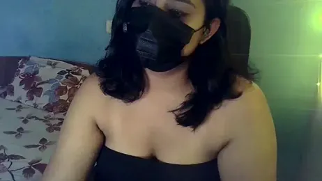 Golden_Flame webcam model stream image