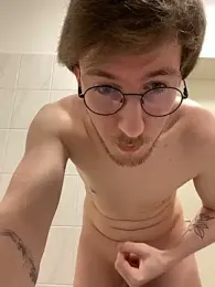 IMAPRETTYBOY99 webcam model stream image
