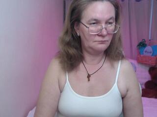 Holly Cums webcam model stream image