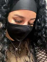 mari_layali webcam stripchat model stream image