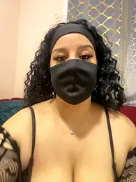 mari_layali webcam model stream image