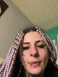 BlazyKitsune- webcam model stream image