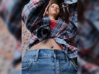 Malisha8 webcam bongacams model stream image