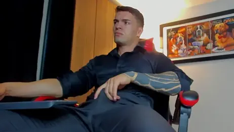 ALPHA_DOMINUS_ webcam model stream image