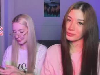 mmkakpoxyi22 webcam model stream image