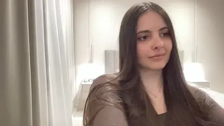 Mylina_ webcam model stream image