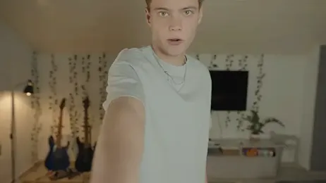 RusBradPitt webcam model stream image