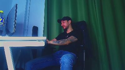 AndrewBanner webcam model stream image