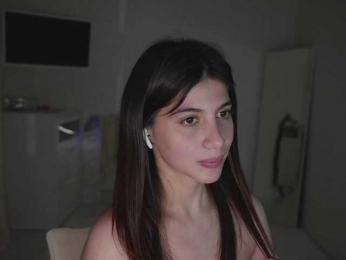 -Madi- webcam bongacams model stream image