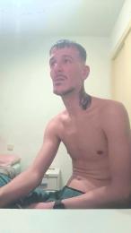 TuuNeenee30 webcam model stream image