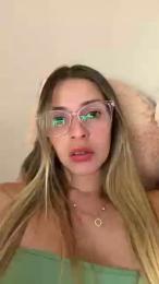 mia27nara webcam model stream image