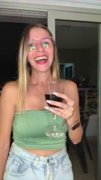 mia27nara webcam cam4 model stream image