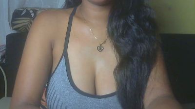 queenihot webcam model stream image