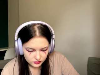 shariceriner webcam model stream image
