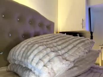 urfavevivian webcam model stream image