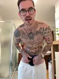 matC_of webcam model stream image