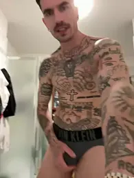 matC_of webcam stripchat model stream image