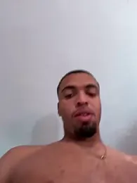 joaozadaa001 webcam model stream image