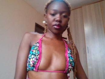 MemeLovesx webcam model stream image