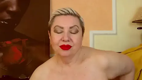 LadyPosh webcam model stream image