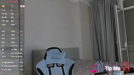 WizLoverr webcam stripchat model stream image