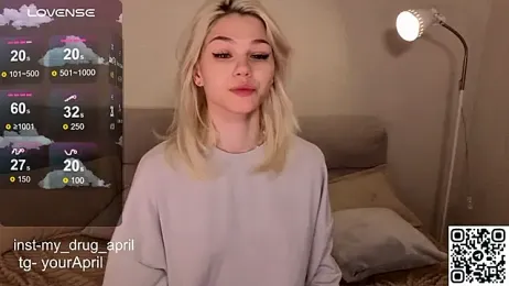 MyApril webcam model stream image