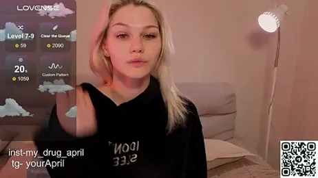 MyApril webcam model stream image