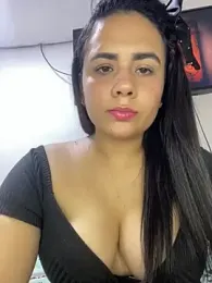 Leyna_Kenet webcam model stream image