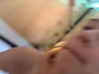 isissun03 webcam model stream image