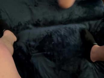 Andyvelvet webcam bongacams model stream image