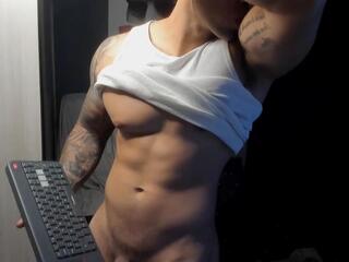 Nicolas Dwayne webcam model stream image