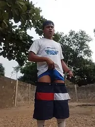 HOTRAINYGOLDEN webcam model stream image