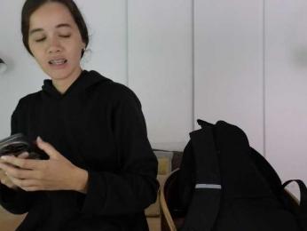 sexychanell-1 webcam bongacams model stream image