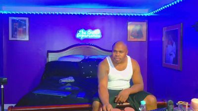 DCrush webcam model stream image