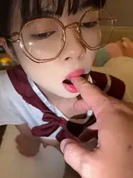 TOP_ping webcam model stream image