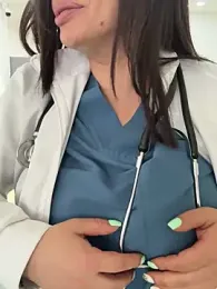 Dr_Nathalia_28 webcam model stream image