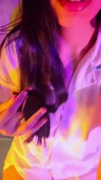 Aloneathome22 webcam model stream image