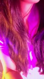 Aloneathome22 webcam model stream image