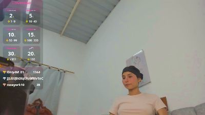 velvetluna_ webcam model stream image