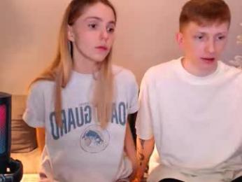 julsweet webcam model stream image