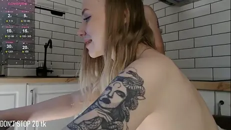 MikeXEmilia webcam model stream image