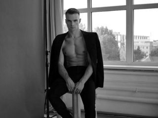 Nik Wild webcam model stream image