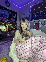 Cutiepiespanks webcam model stream image