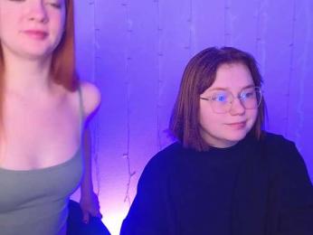 radianttwoX webcam bongacams model stream image