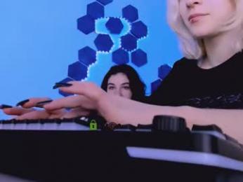 your_marta webcam model stream image