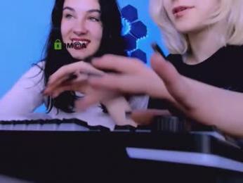 your_marta webcam model stream image