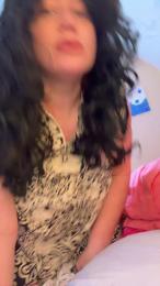 Rayvenred webcam model stream image